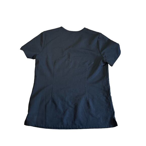 Figs Casma Three-Pocket Scrub Top in Black - Picture 3 of 5